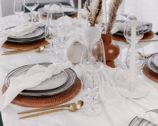 Hanoi Porcelain Round Starter Plate