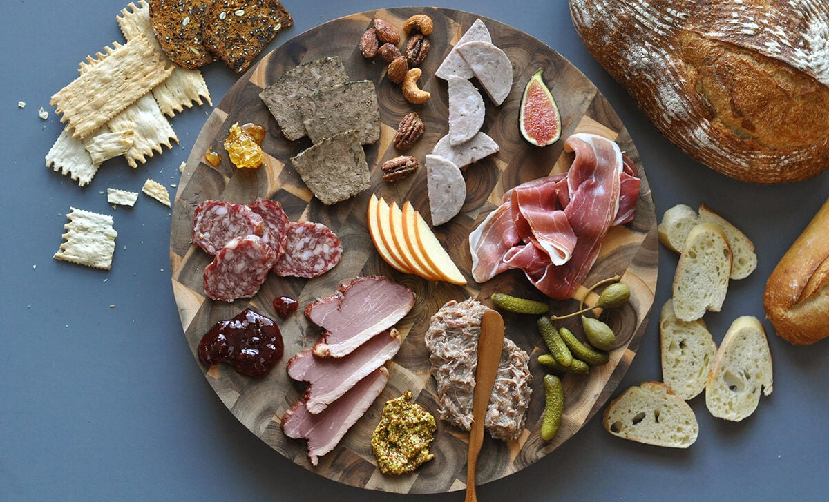 PREMIUM CURED MEATS & CHARCUTERIE